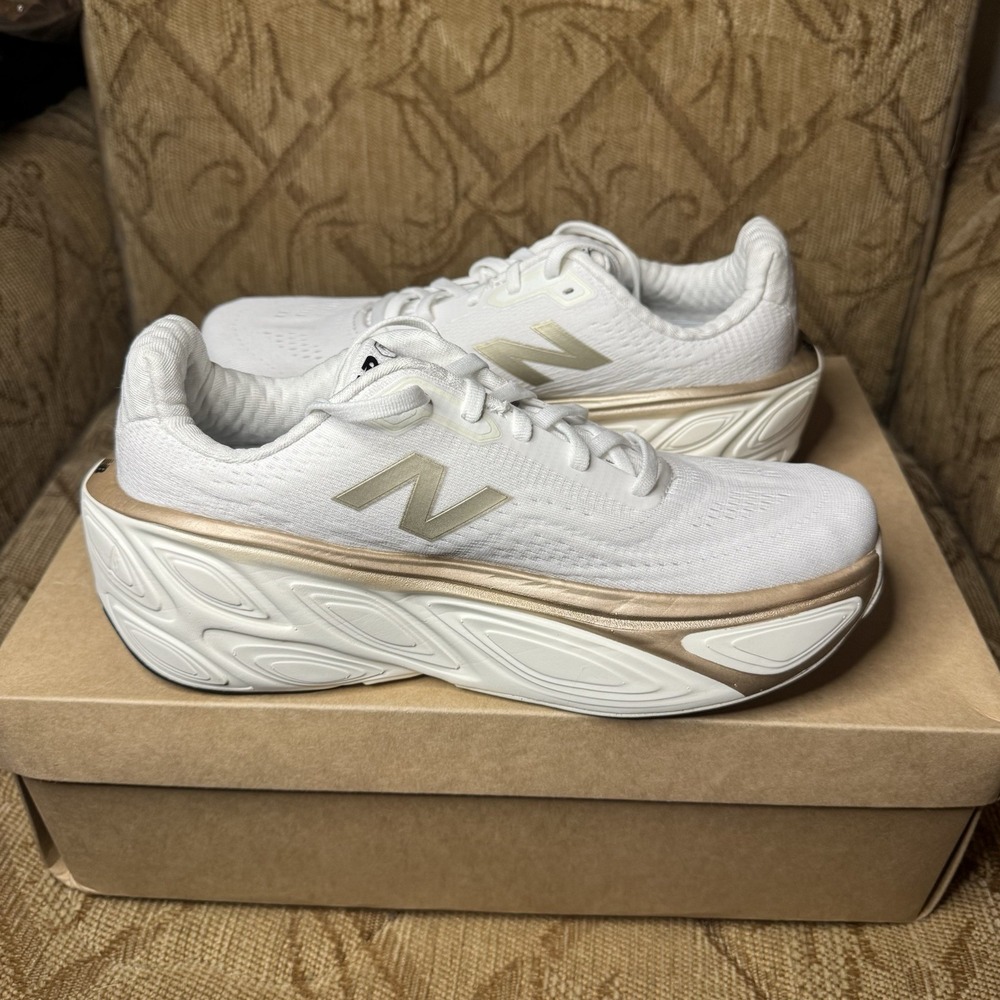 New Balance Fresh Foam X More V5 Shoes Women's 8.5B Men's 7B White Sneakers - Picture 2 of 7